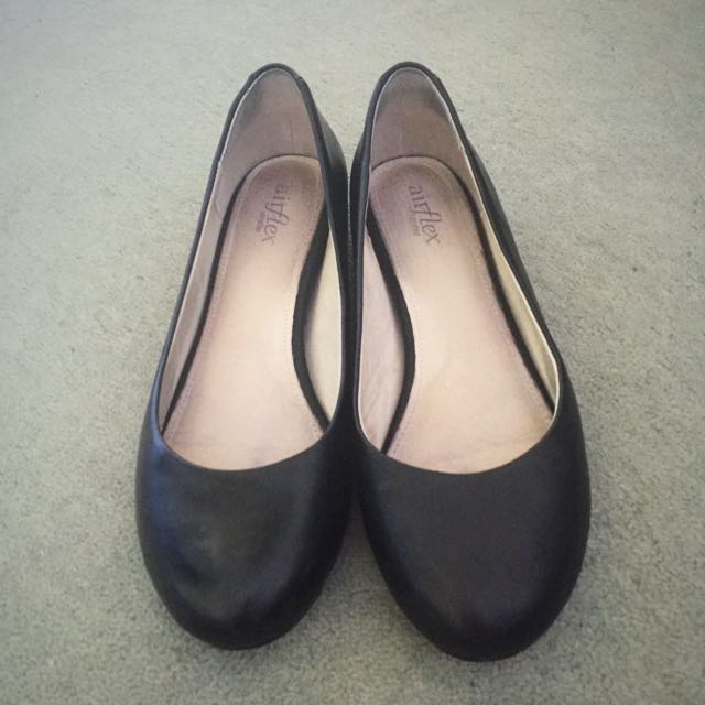 black leather flats womens