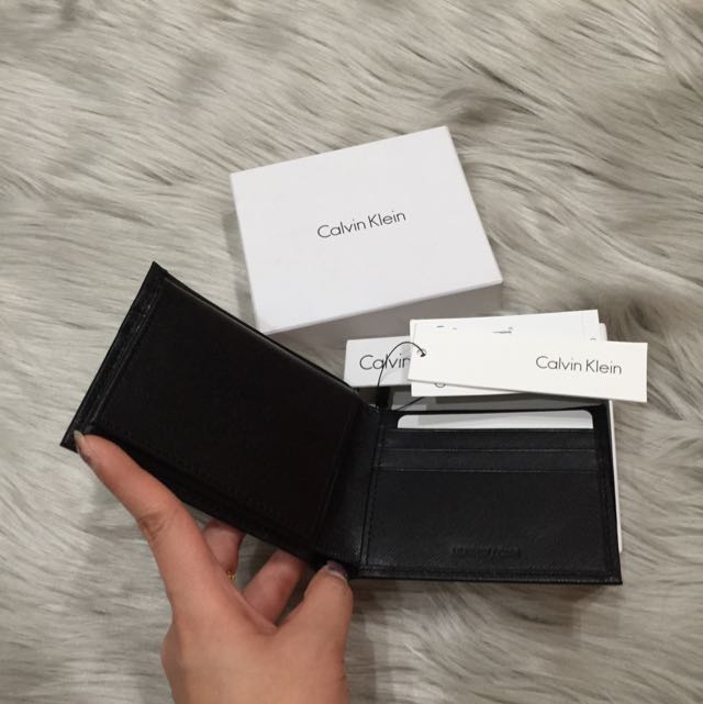 Leather Multicolor Calvin Klein belt wallet combo, Card Slots: 8 at Rs 1000  in New Delhi