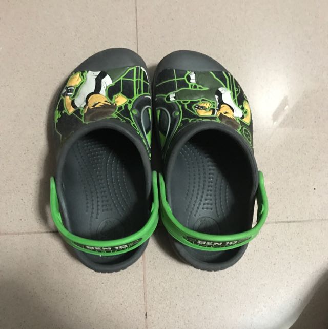 crocs ben 10