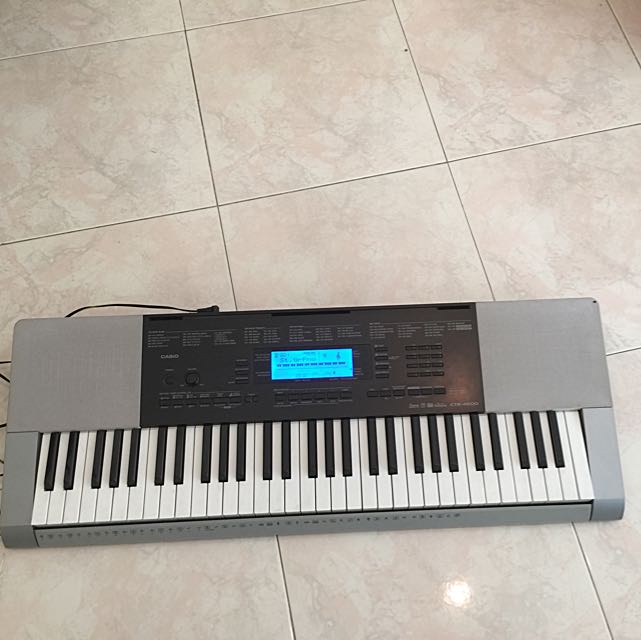 Electronic keyboard Casio CTK4200, Hobbies & Toys, Music & Media