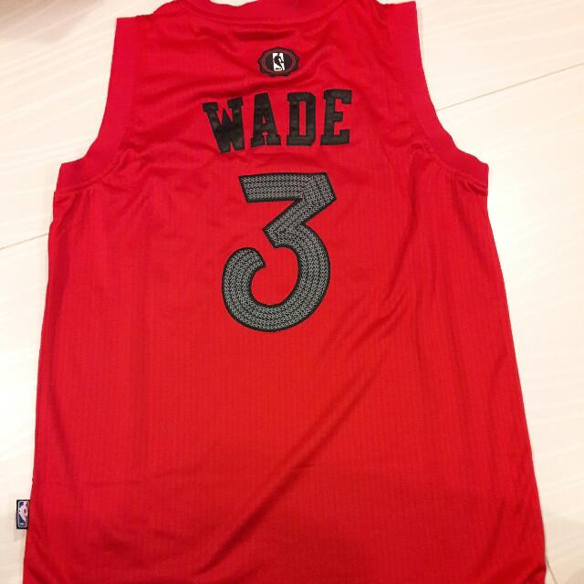 Dwyane wade hot sale bulls christmas jersey