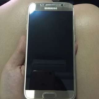 Selling Samsung Galaxy S6 In Gold 32GB
