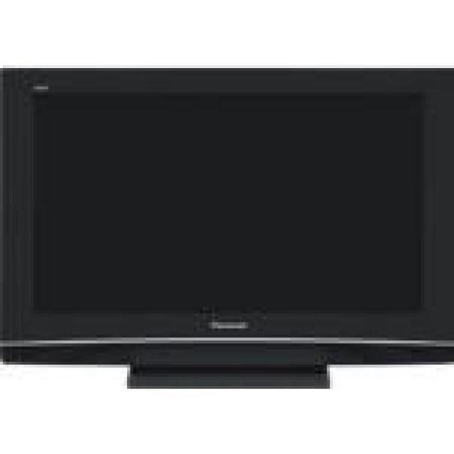 32" LCD TV And Use PC MONITOR, Computers & Tech, Parts & Accessories