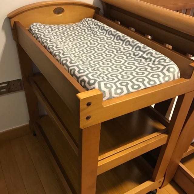 Boori Sleigh Royale Cot And Changing Table, Babies & Kids, Babies