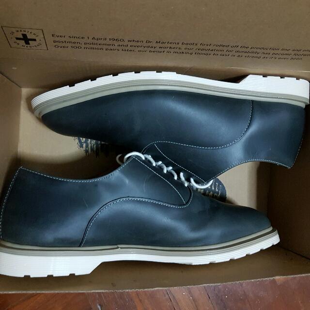 dr martens 1060