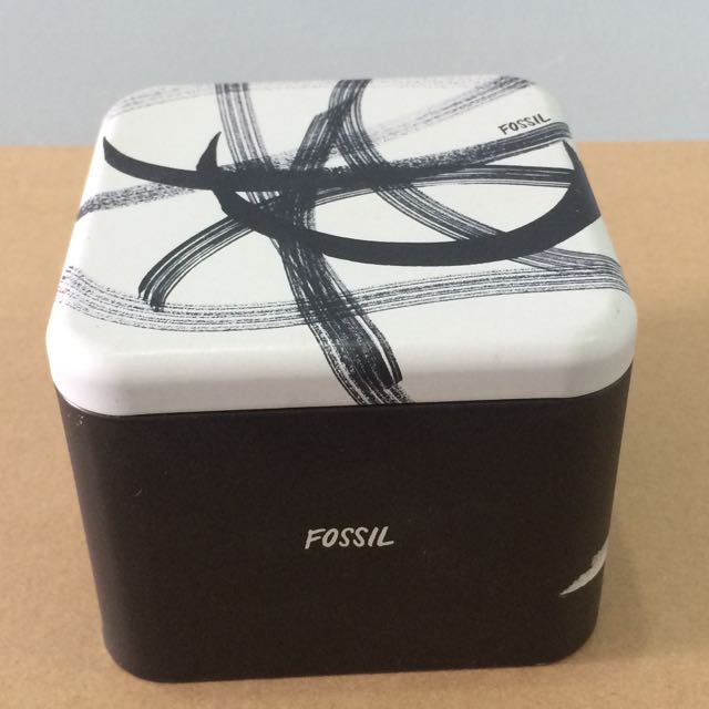 Kotak Jam Tangan Fossil