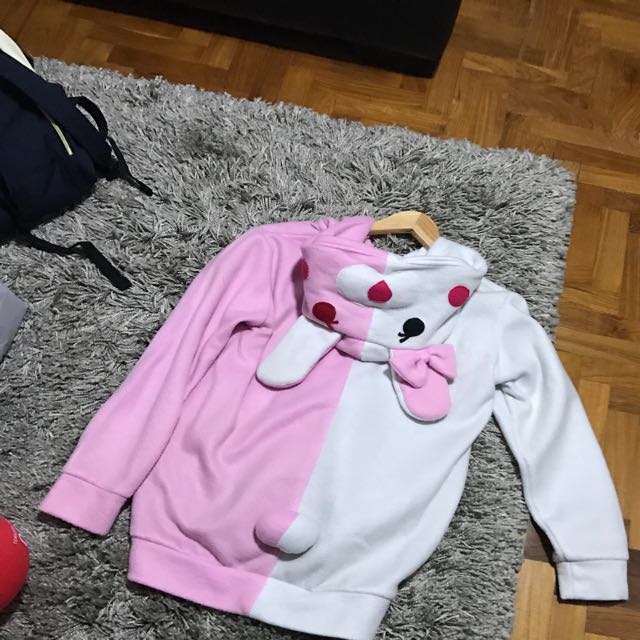 Monomi hoodie top