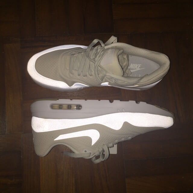 Nike Air Max 1 Ultra Moire White-White Reflective, Men's Fashion, Footwear,  Sneakers on Carousell