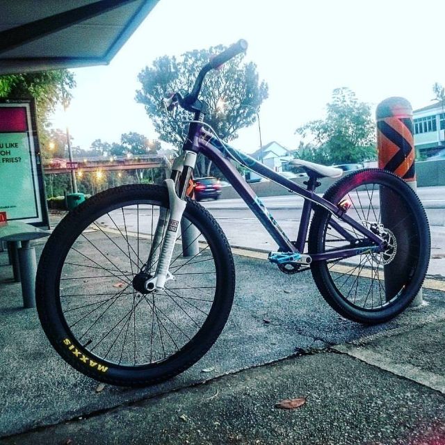 Polygon dirt jump cozmic dx online 24
