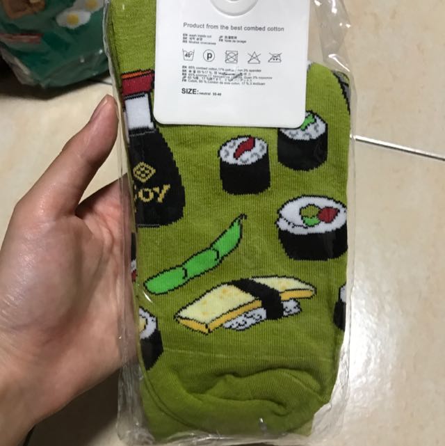 Printed Design Socks (Category: Other Accessories) located in Singapore. Submitted by wildflour (Listing ID 84635491, Image 4). Description: .