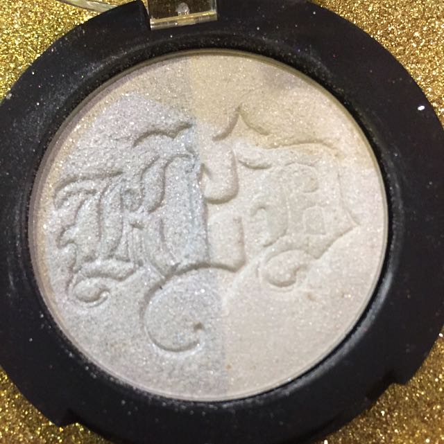 Sephora X Kat Von D Believer Eyeshadow Duo (Category: Makeup) located in Manila. Submitted by trendystash (Listing ID 84534050, Image 3). Description: .