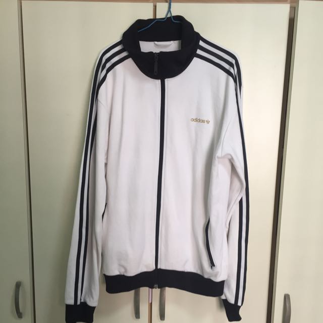 Adidas White Jacket, Women's Fashion, Footwear, Sneakers on Carousell