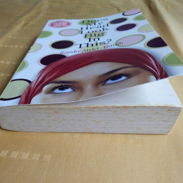 Book Does My Head Look Big