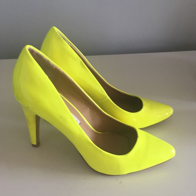 Fluro Yellow Point Heel, Women's 