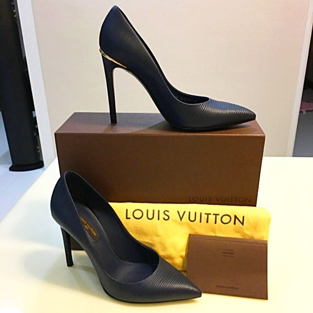 Louis Vuitton Eyeline Pump (Shoe 