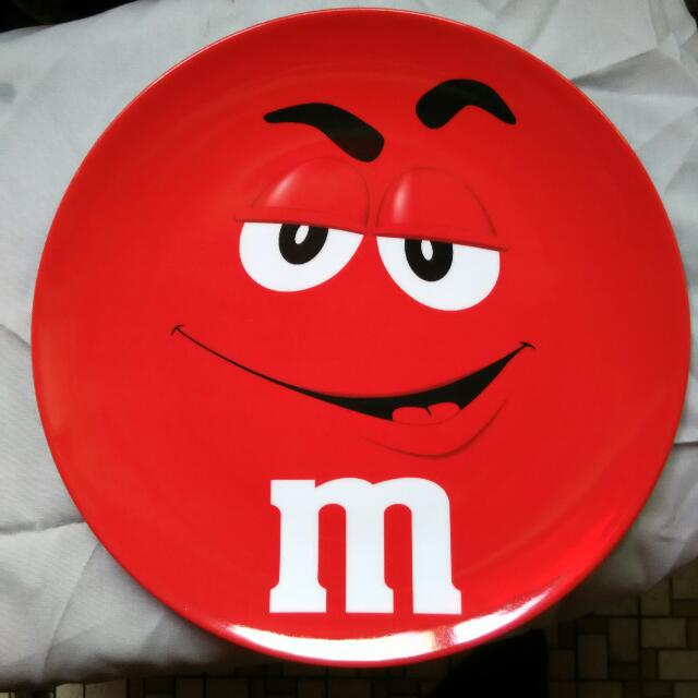 M & Ms PLATE, TV & Home Appliances, Kitchen Appliances, Other Kitchen