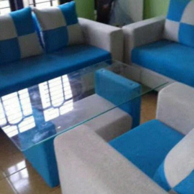 70 Kursi Minimalis Warna Biru Gratis