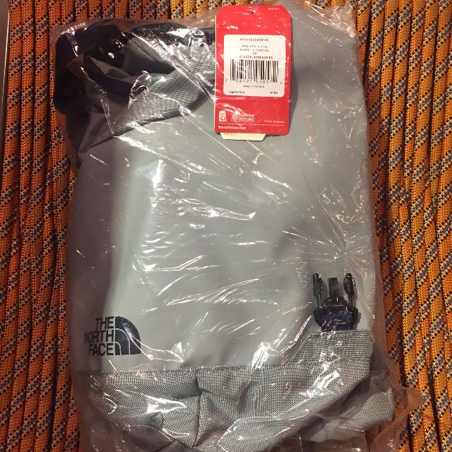 the north face apex gym duffel bag