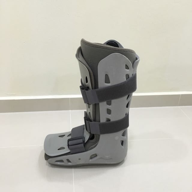 Air Cast, Everything Else on Carousell