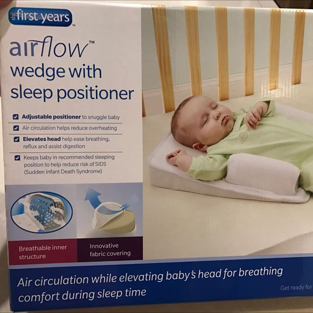 Airflow wedge with outlet sleep positioner