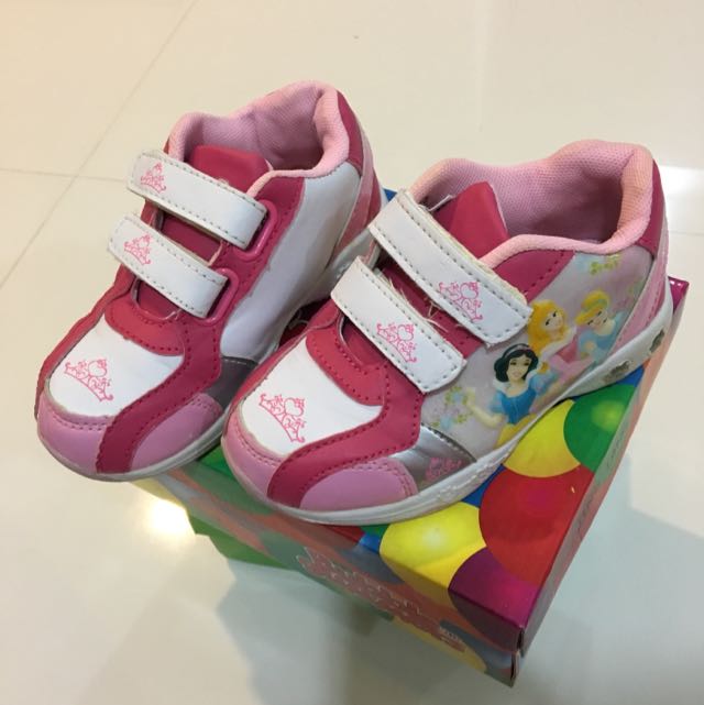 princess running shoes