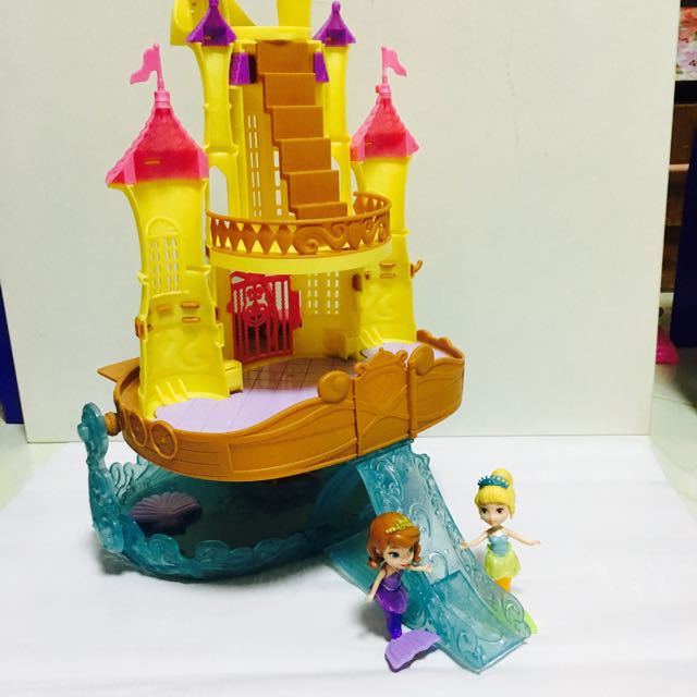 Sofia the first cheap floating palace toy