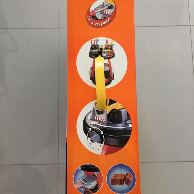 Tool Set (Category: Baby Toiletries & Grooming) located in Singapore. Submitted by simonlo3w (Listing ID 84910739, Image 2). Description: .