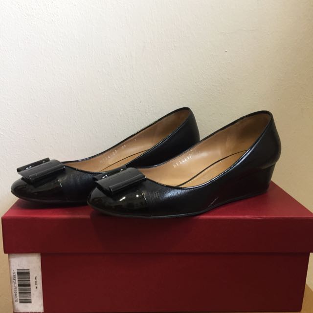 ferragamo wedge