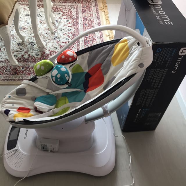 Mamaroo, Babies & Kids, Babies & Kids Fashion on Carousell