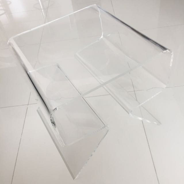 Muji hotsell acrylic table