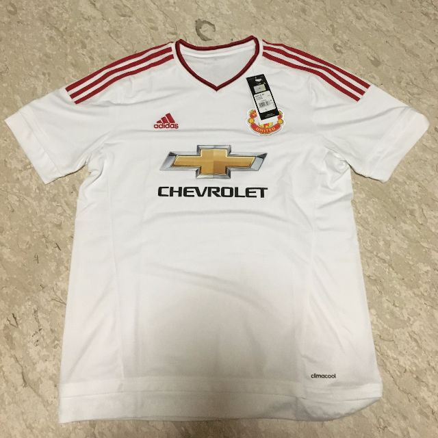 Adidas Man Utd Jersey Size L, Men's Fashion, Activewear on Carousell