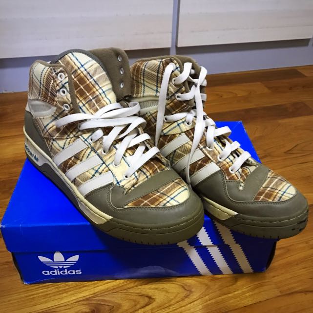 adidas metro