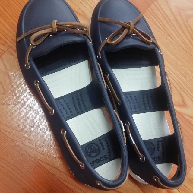 crocs beach line boat shoe womens