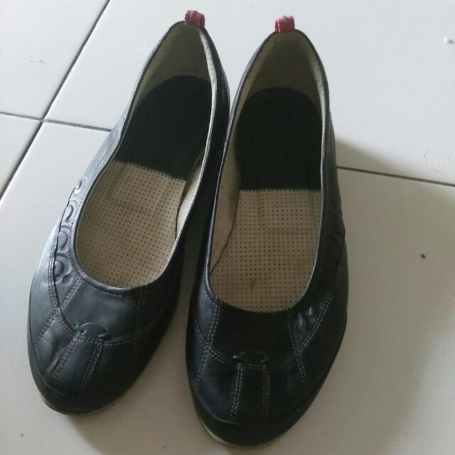 ecco size 39