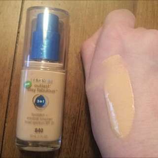 Ready Stock Covergirl 3in1 Foundation