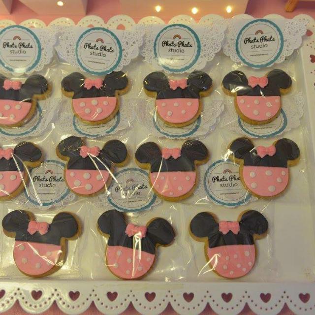 Disney Minnie mouse Dessert Table Candy Bar Birthday Party, Food