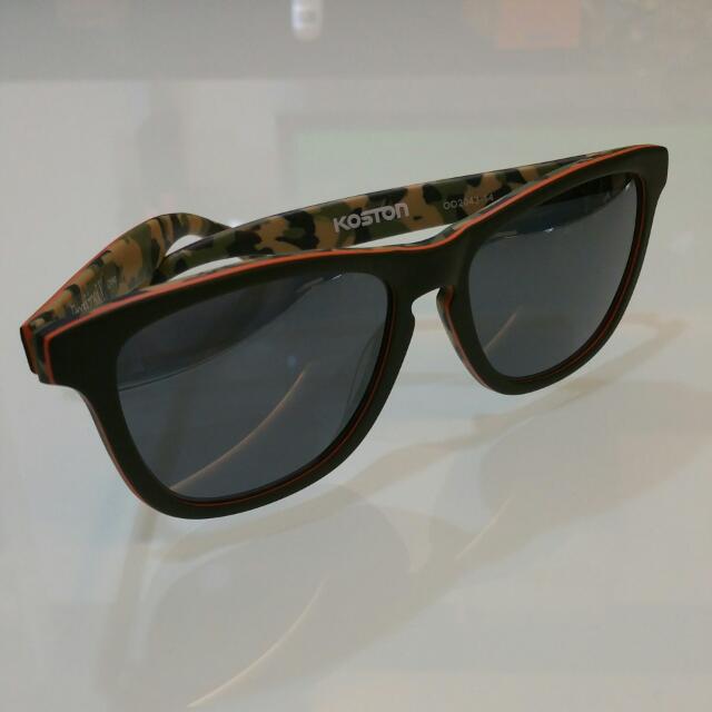 Oakley Frogskin LX Eric Koston 002043-14, Men's Fashion, Watches &  Accessories, Sunglasses & Eyewear on Carousell