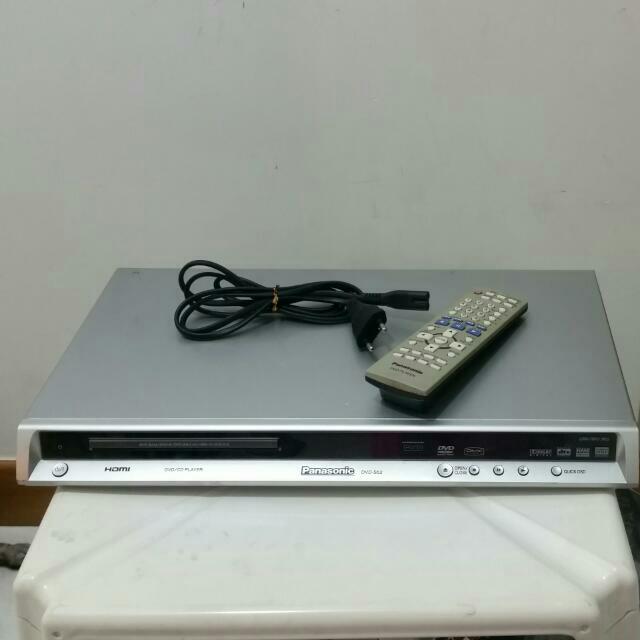 Panasonic DVD/CD Player (DVDS52), Hobbies & Toys, Music & Media, CDs
