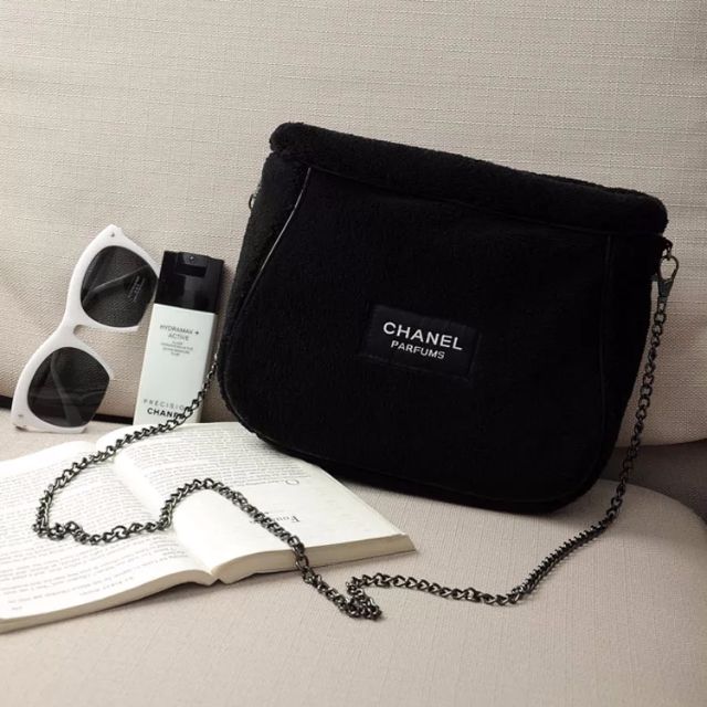 Chanel parfums bag clearance