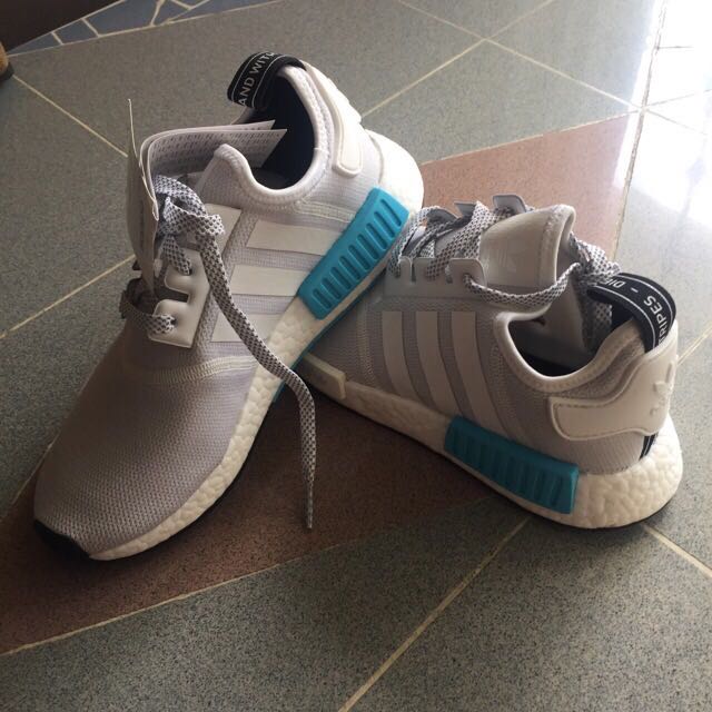 adidas nmd r1 bright cyan