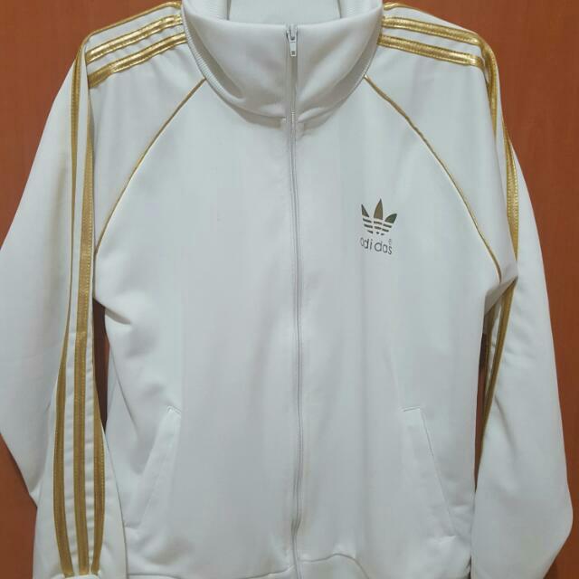 white and gold adidas outfit