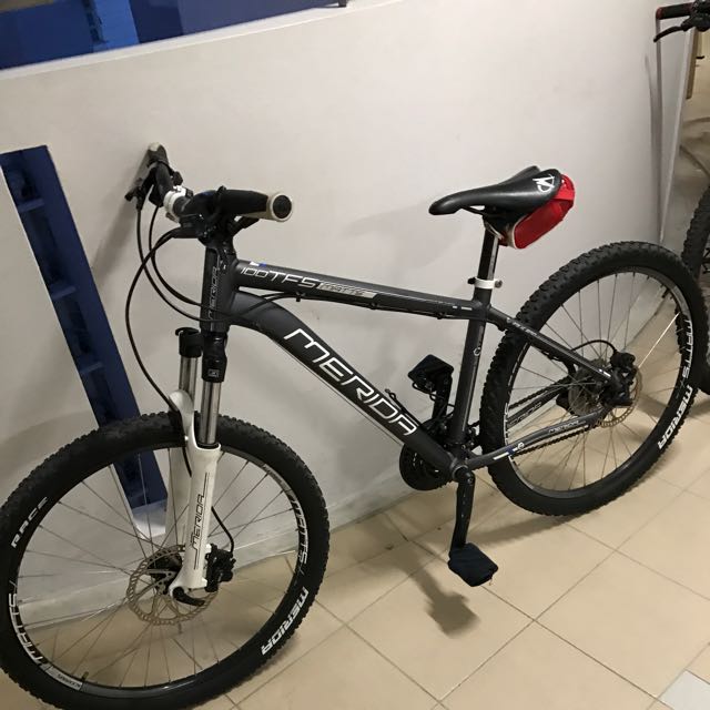 Bicicleta merida store tfs 100