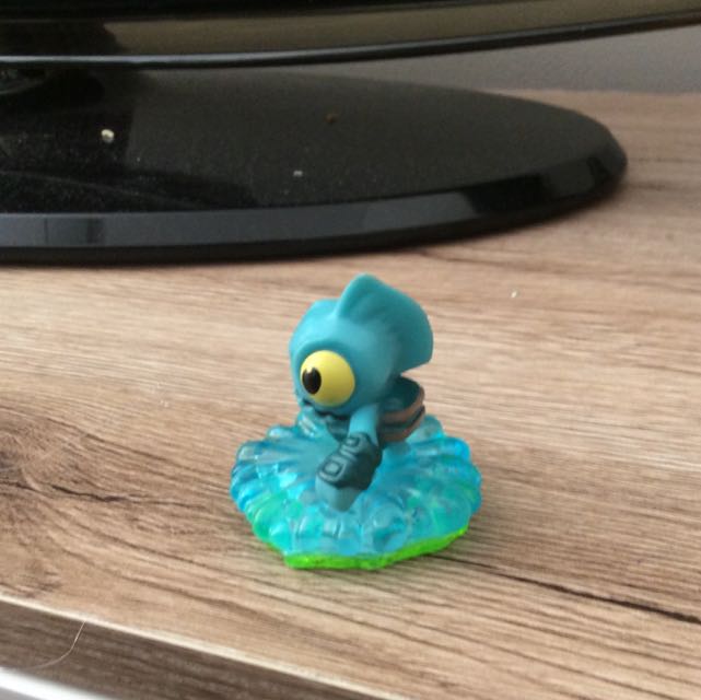 SKYLANDERS Sidekick (Category: Gaming Accessories) located in Sydney. Submitted by ovaba81817222828366363 (Listing ID 85556644, Image 2). Description: .