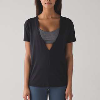 BNWT Lululemon Deep Cove Tee-$87