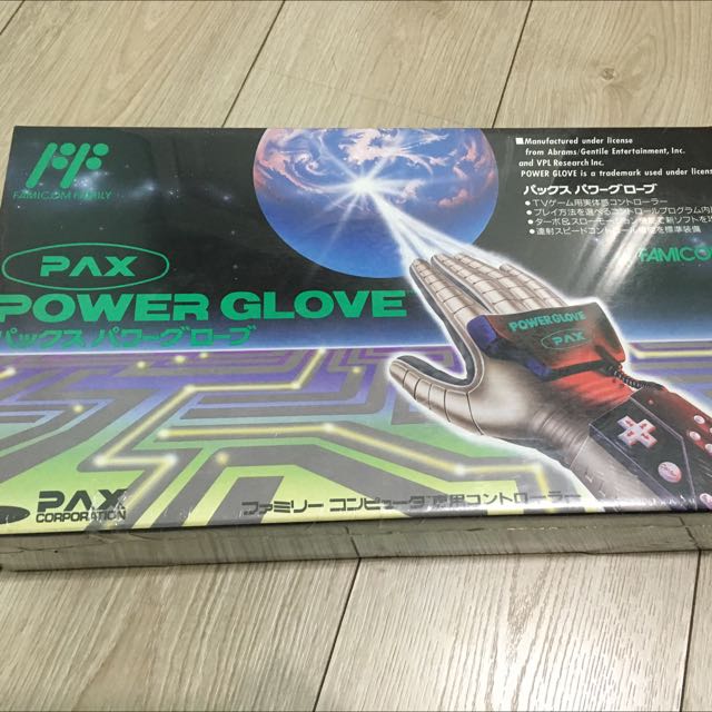 威力手套 POWER GLOVE 全新未拆, 電玩遊戲, 電玩周邊與設備, VR 虛擬實境在旋轉拍賣
