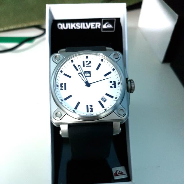 Quiksilver cheap watch price