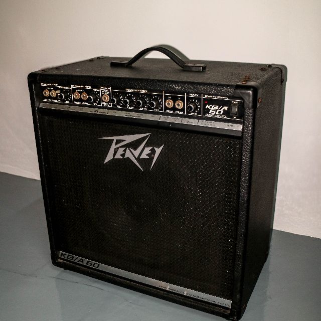 Peavey KB/A 60 Keyboard & Acoustic Amplifier, Hobbies & Toys, Music