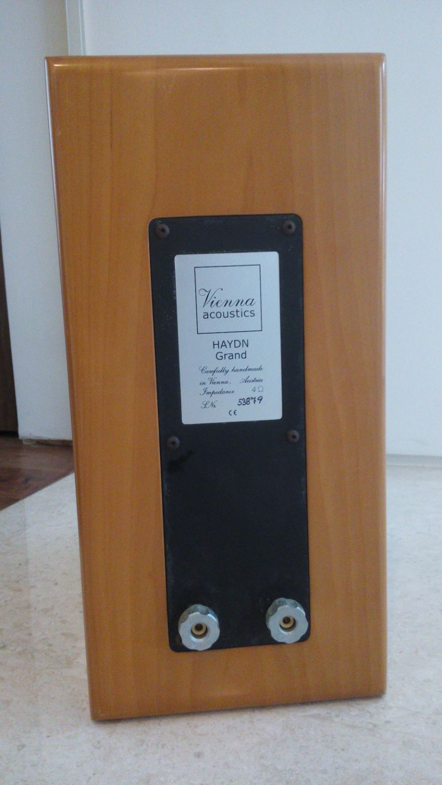 Vienna Acoustics Haydn Grand Bookshelf Speakers Electronics Audio On Carousell