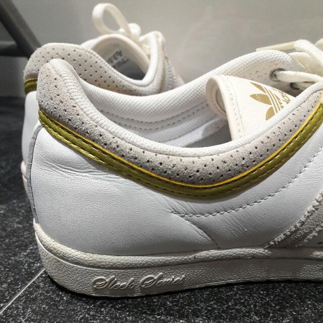 Adidas originals sleek series top