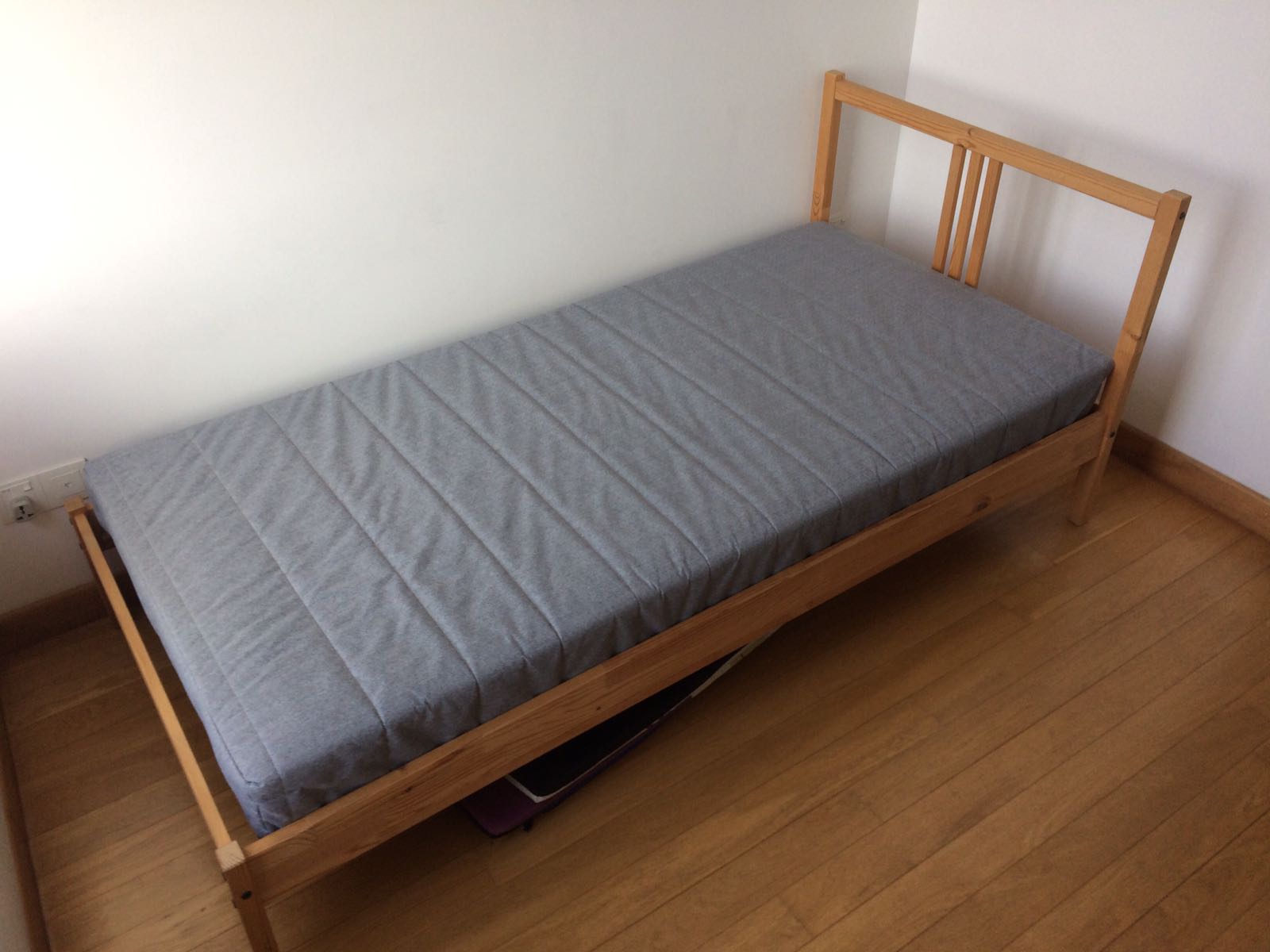 ikea jömna sprung mattress review